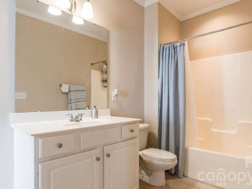 555 Pine Links Drive, Tega Cay, SC 29708.  MLS# CAR4407546, YatesRealty ID 40052. 