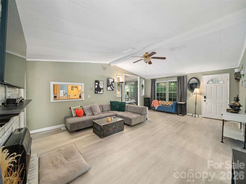 2 Lost Forest Drive, Candler, NC 28715.  MLS# CAR4402355, YatesRealty ID 40053. 