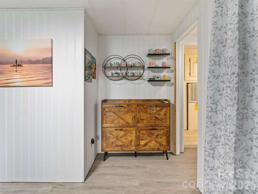 2 Lost Forest Drive, Candler, NC 28715.  MLS# CAR4402355, YatesRealty ID 40053. 
