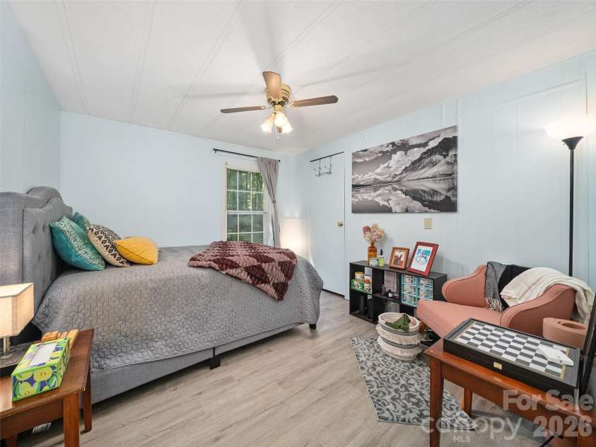 2 Lost Forest Drive, Candler, NC 28715.  MLS# CAR4402355, YatesRealty ID 40053. 