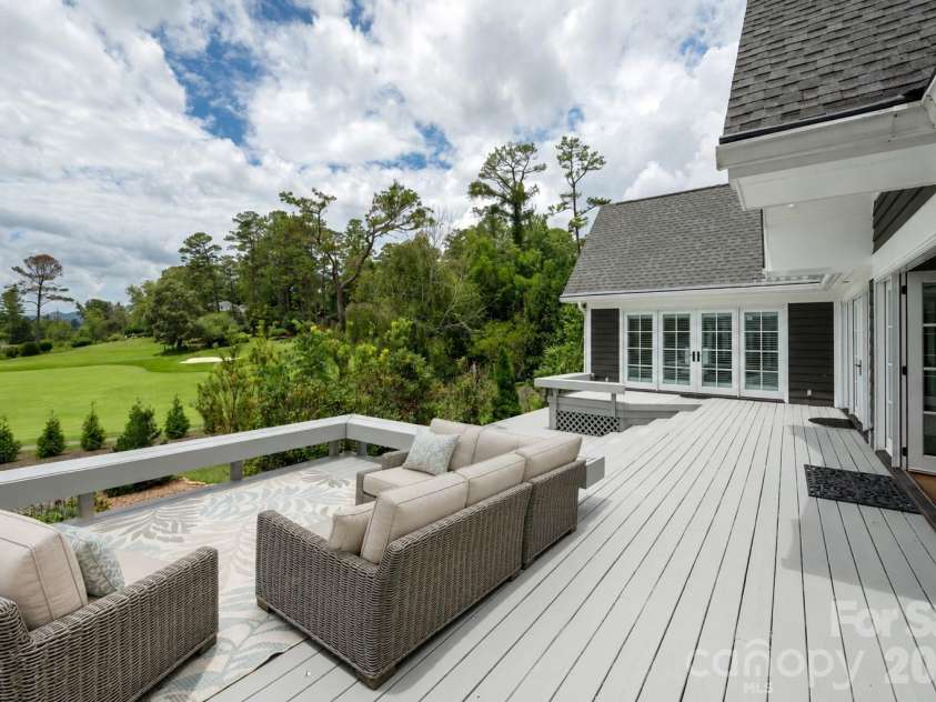 20 Inglewood Road, Asheville, NC 28804.  MLS# CAR4392997, YatesRealty ID 40056. Expansive deck
