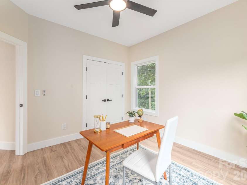 33 Elkwood Avenue, Asheville, NC 28804.  MLS# CAR4402115, YatesRealty ID 40057. 