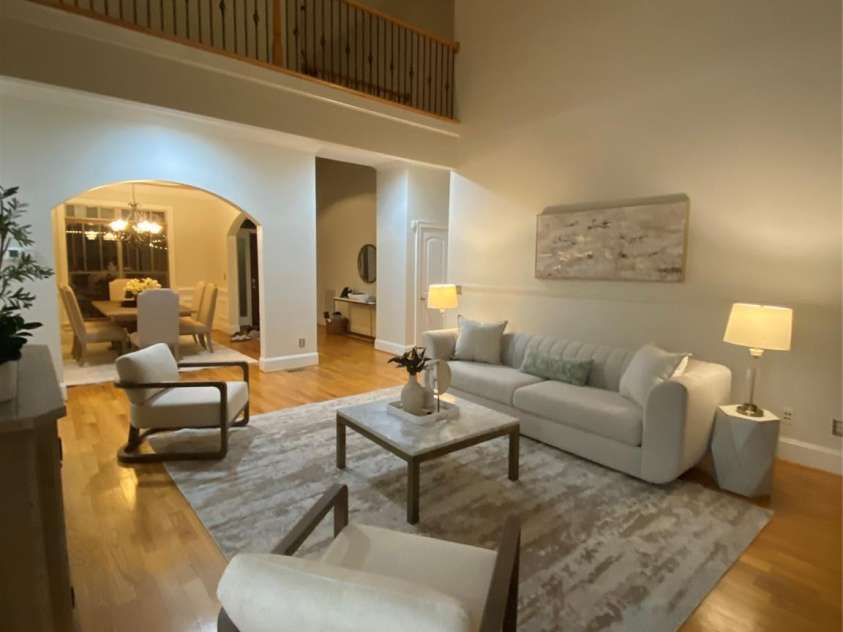 1727 Mineral Springs Road, Lake Wylie, SC 29710.  MLS# CAR4271918, YatesRealty ID 40058. Large Inviting Family Room