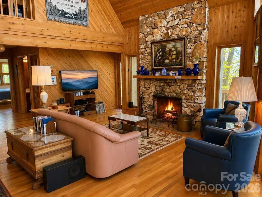 61 Skyfire Drive, Burnsville, NC 28714.  MLS# CAR4407983, YatesRealty ID 40058. 