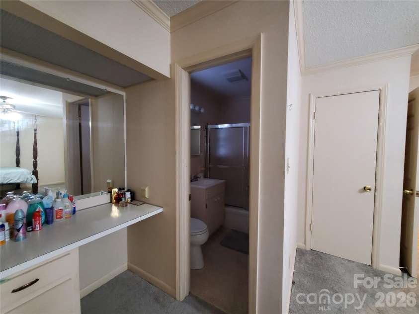 2318 Shaw Avenue, Gastonia, NC 28054.  MLS# CAR4403730, YatesRealty ID 40060. 