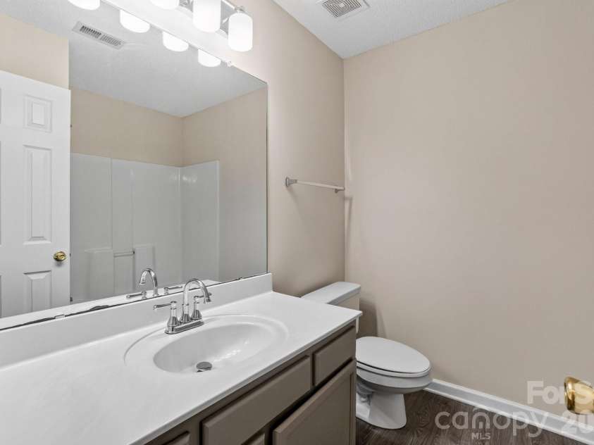8318 Christmas Court, Charlotte, NC 28216.  MLS# CAR4407255, YatesRealty ID 40061. Full Bath Upper level
