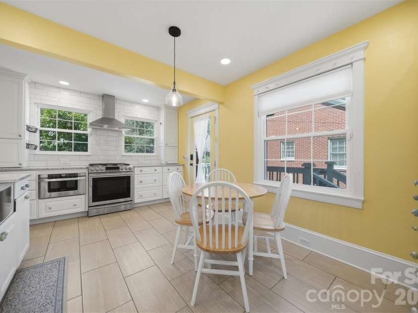 104 Jefferson Street, Morganton, NC 28655.  MLS# CAR4408057, YatesRealty ID 40062. 