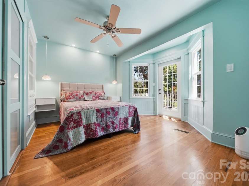 104 Jefferson Street, Morganton, NC 28655.  MLS# CAR4408057, YatesRealty ID 40062. 