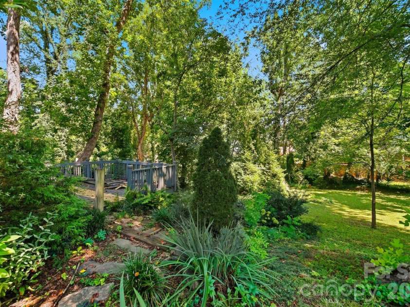 104 Jefferson Street, Morganton, NC 28655.  MLS# CAR4408057, YatesRealty ID 40062. 