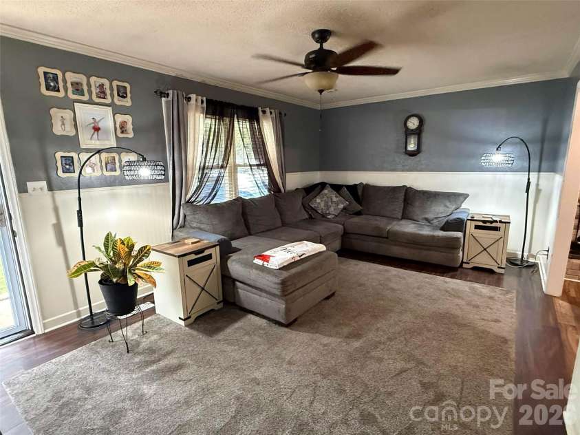 4620 Maplecrest Drive, Gastonia, NC 28056.  MLS# CAR4408097, YatesRealty ID 40064. 
