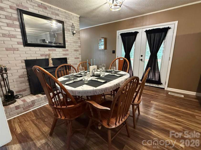 4620 Maplecrest Drive, Gastonia, NC 28056.  MLS# CAR4408097, YatesRealty ID 40064. 