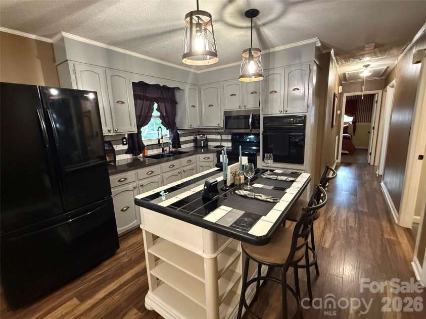 4620 Maplecrest Drive, Gastonia, NC 28056.  MLS# CAR4408097, YatesRealty ID 40064. 