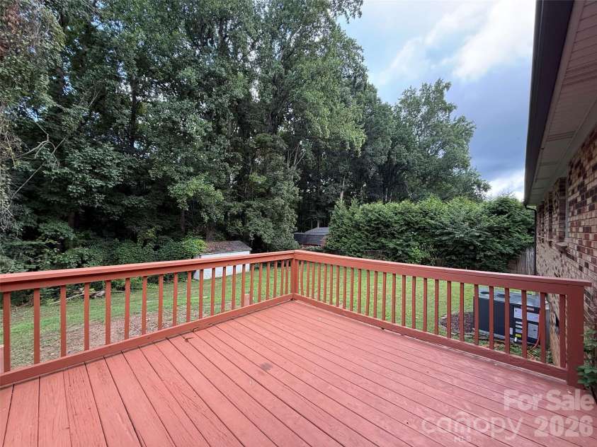 4620 Maplecrest Drive, Gastonia, NC 28056.  MLS# CAR4408097, YatesRealty ID 40064. 