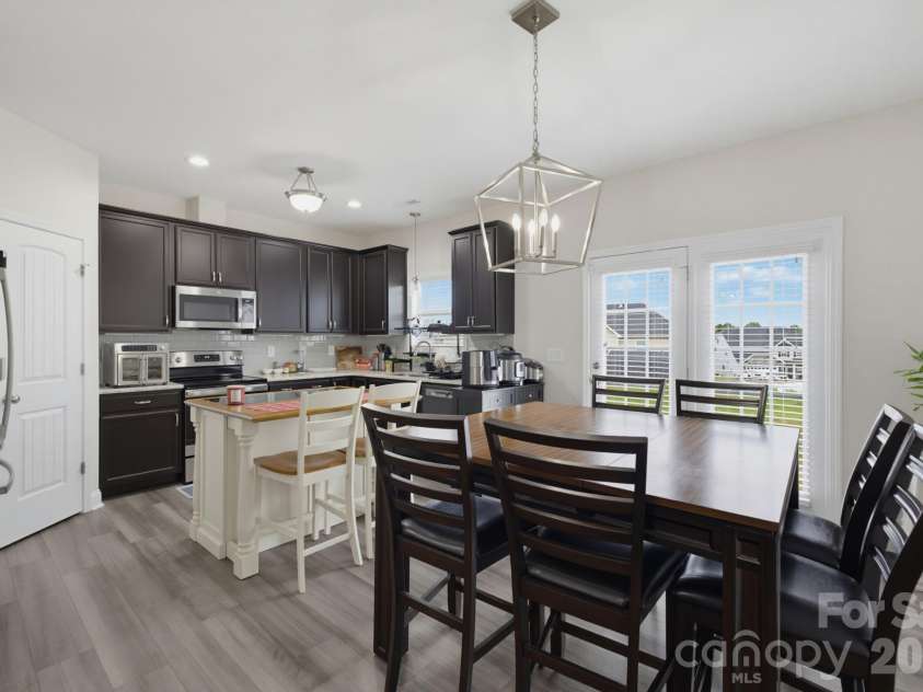 668 Palomino Mustang Drive, Whitsett, NC 27377.  MLS# CAR4407147, YatesRealty ID 40065. 