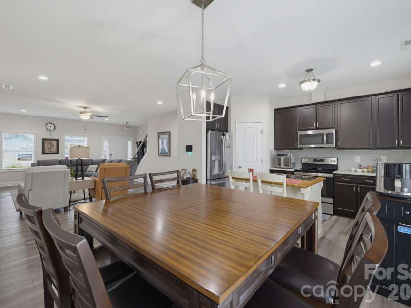 668 Palomino Mustang Drive, Whitsett, NC 27377.  MLS# CAR4407147, YatesRealty ID 40065. 
