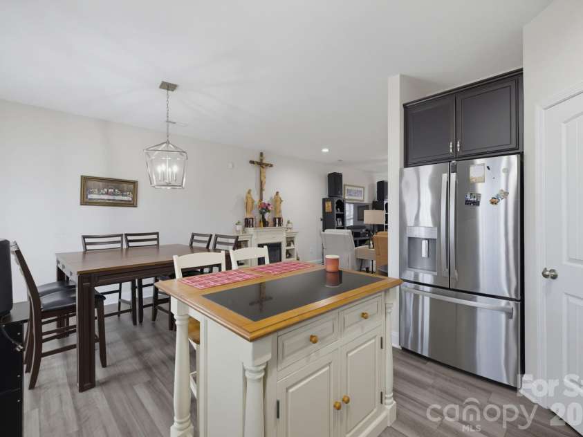 668 Palomino Mustang Drive, Whitsett, NC 27377.  MLS# CAR4407147, YatesRealty ID 40065. 