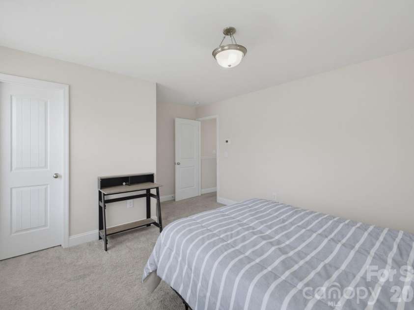 668 Palomino Mustang Drive, Whitsett, NC 27377.  MLS# CAR4407147, YatesRealty ID 40065. 
