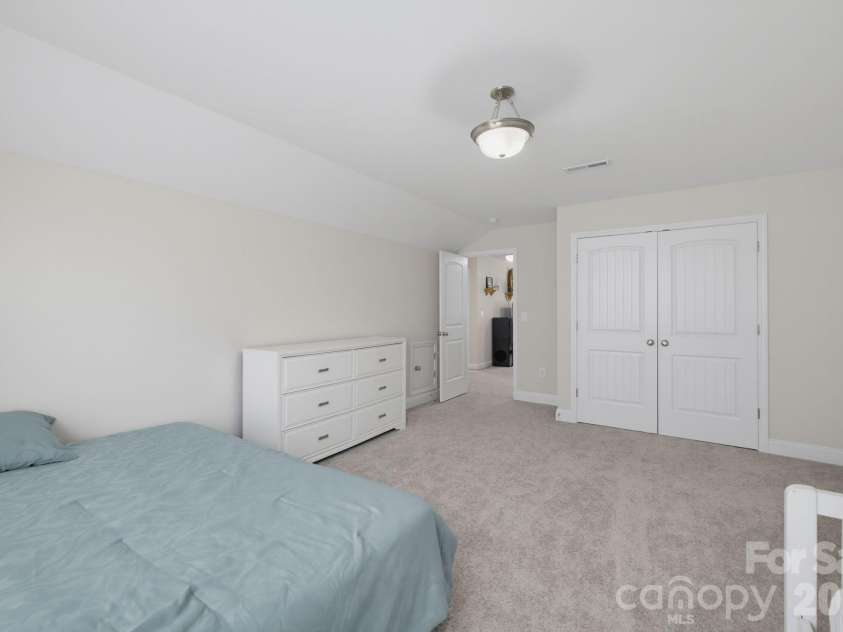 668 Palomino Mustang Drive, Whitsett, NC 27377.  MLS# CAR4407147, YatesRealty ID 40065. 