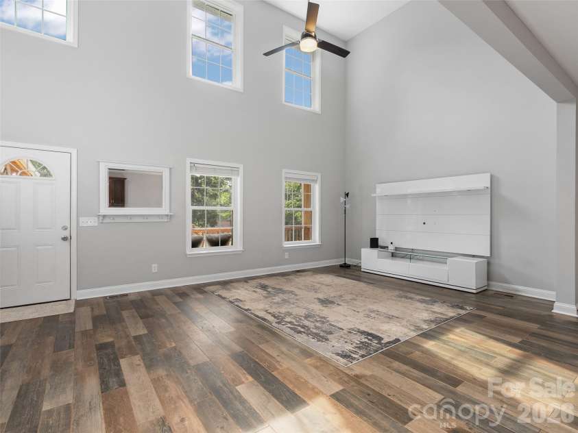133 Shadow Oak Lane, Clyde, NC 28721.  MLS# CAR4408116, YatesRealty ID 40066. 