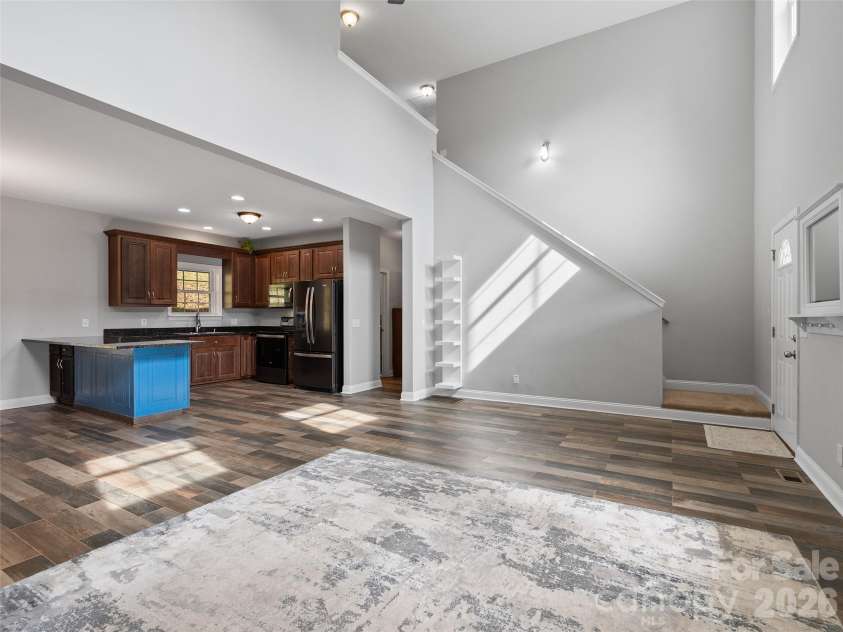 133 Shadow Oak Lane, Clyde, NC 28721.  MLS# CAR4408116, YatesRealty ID 40066. 