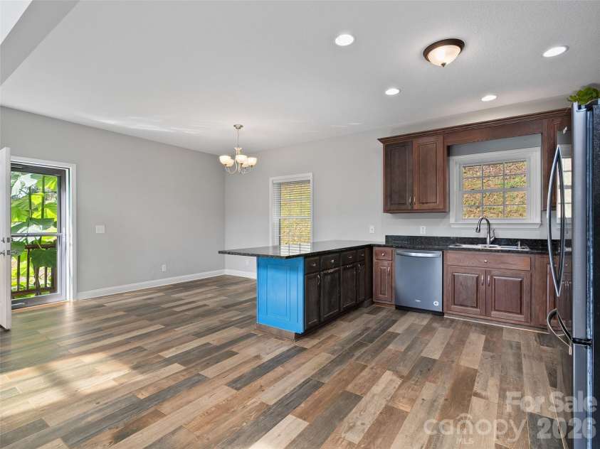 133 Shadow Oak Lane, Clyde, NC 28721.  MLS# CAR4408116, YatesRealty ID 40066. 