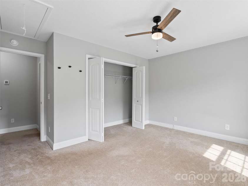 133 Shadow Oak Lane, Clyde, NC 28721.  MLS# CAR4408116, YatesRealty ID 40066. 