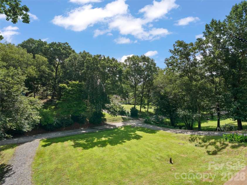 133 Shadow Oak Lane, Clyde, NC 28721.  MLS# CAR4408116, YatesRealty ID 40066. 