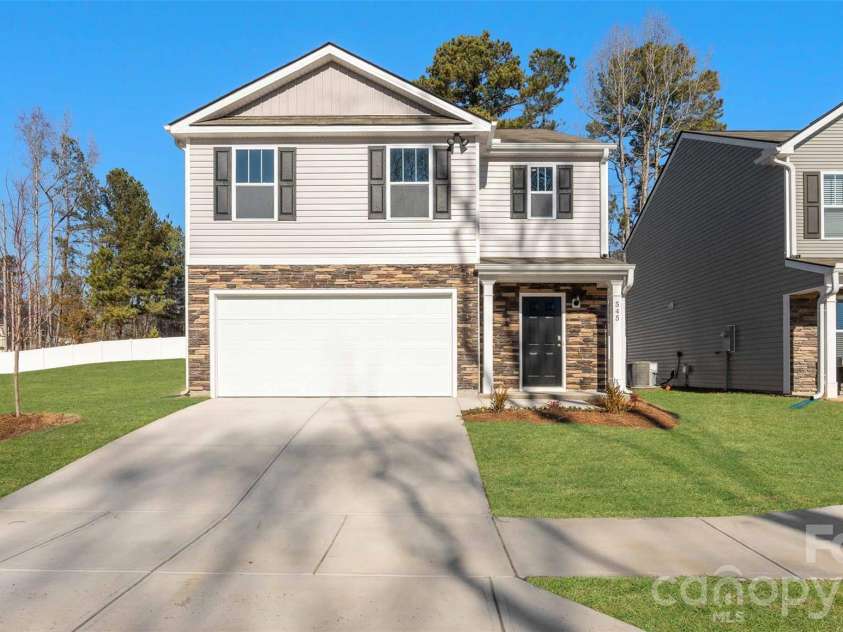 218 Lauren Lane, Hendersonville, NC 28792.  MLS# CAR4408128, YatesRealty ID 40068. Photos are representative