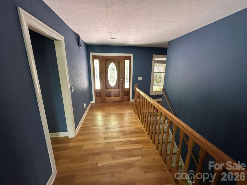 880 Rochester Drive, Cashiers, NC 28717.  MLS# CAR4408151, YatesRealty ID 40069. 