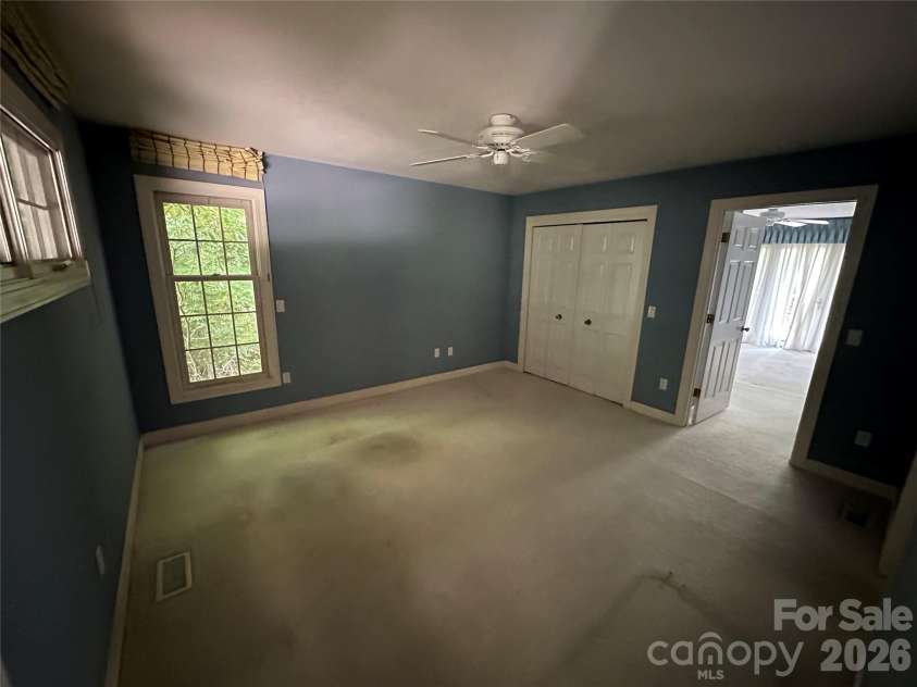 880 Rochester Drive, Cashiers, NC 28717.  MLS# CAR4408151, YatesRealty ID 40069. 