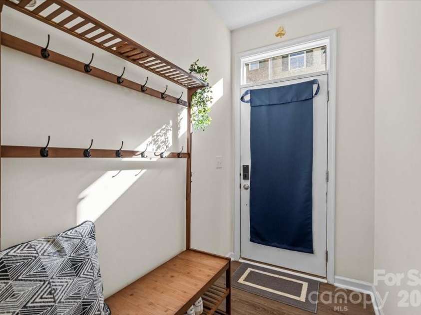 6222 Cleburne Court, Charlotte, NC 28217.  MLS# CAR4334877, YatesRealty ID 4007. 