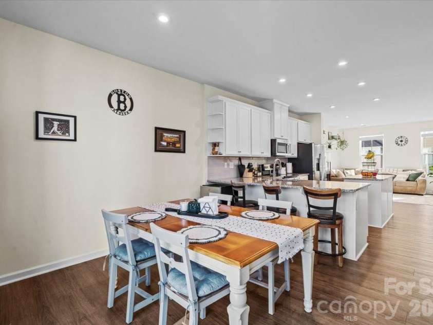 6222 Cleburne Court, Charlotte, NC 28217.  MLS# CAR4334877, YatesRealty ID 4007. 