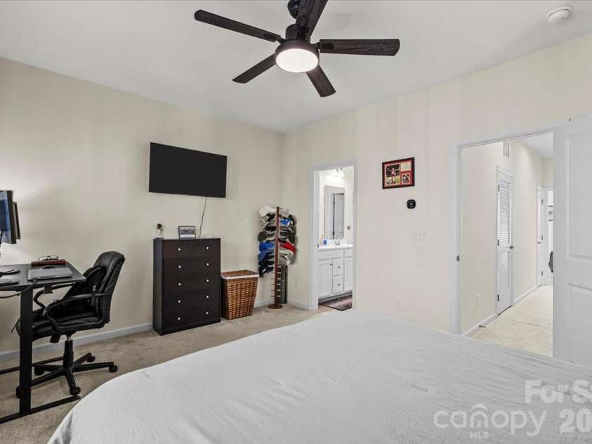 6222 Cleburne Court, Charlotte, NC 28217.  MLS# CAR4334877, YatesRealty ID 4007. Huge walk in closet!