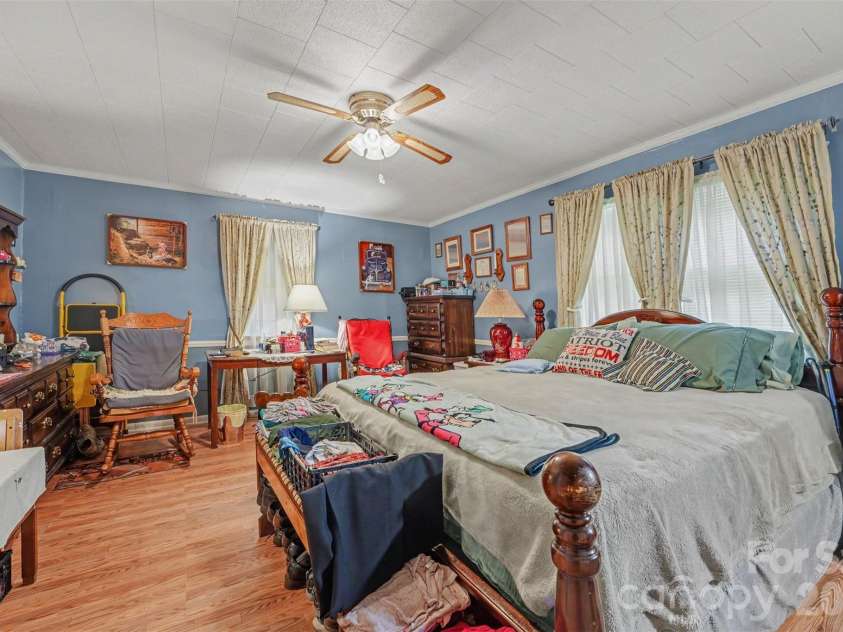 5203 Winton Street, Kannapolis, NC 28081.  MLS# CAR4408160, YatesRealty ID 40070. 