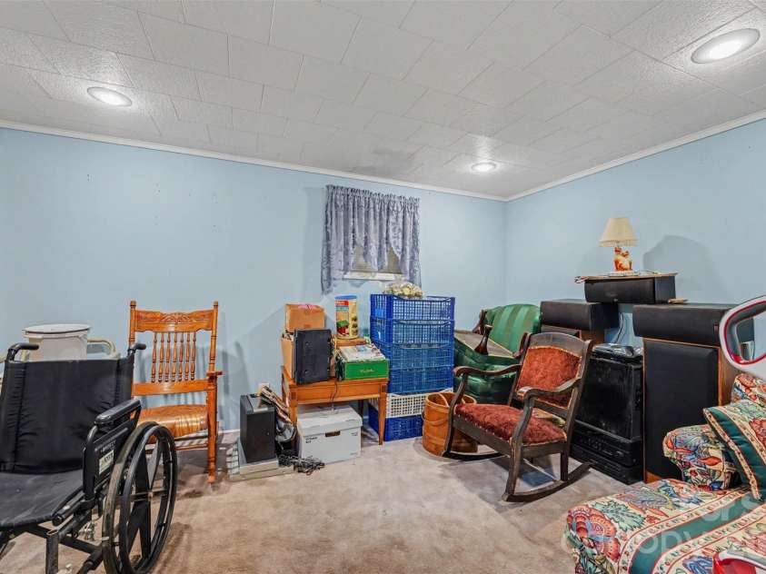 5203 Winton Street, Kannapolis, NC 28081.  MLS# CAR4408160, YatesRealty ID 40070. 