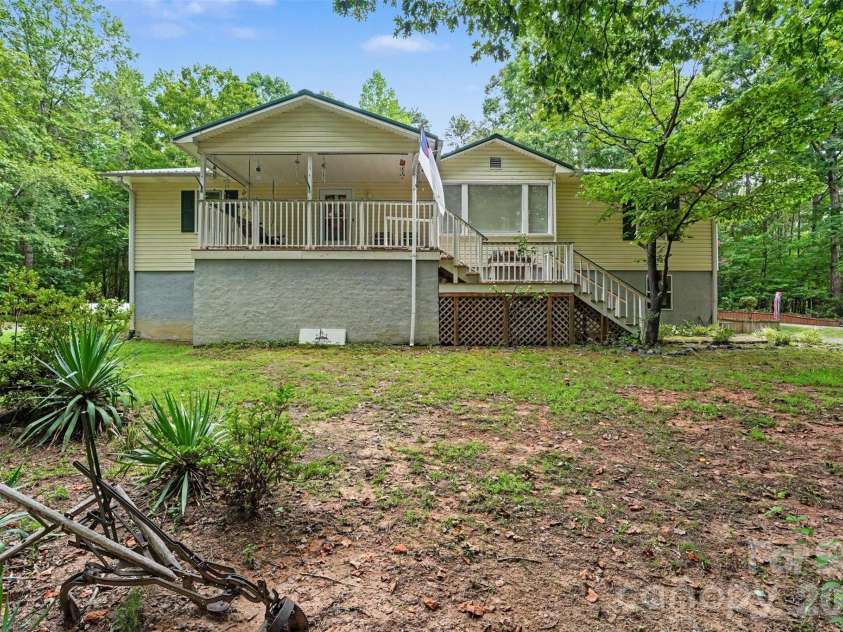 5203 Winton Street, Kannapolis, NC 28081.  MLS# CAR4408160, YatesRealty ID 40070. 
