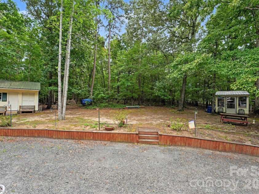 5203 Winton Street, Kannapolis, NC 28081.  MLS# CAR4408160, YatesRealty ID 40070. 