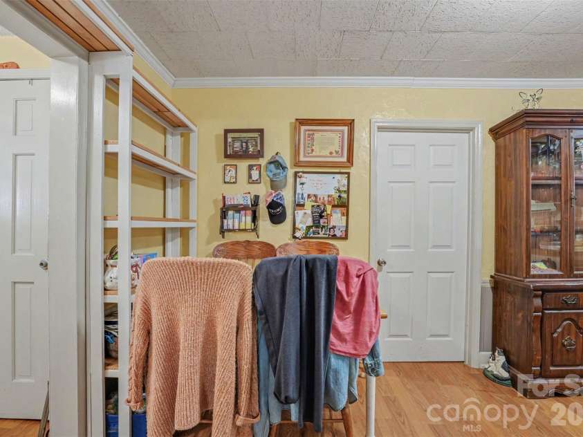 5203 Winton Street, Kannapolis, NC 28081.  MLS# CAR4408160, YatesRealty ID 40070. 
