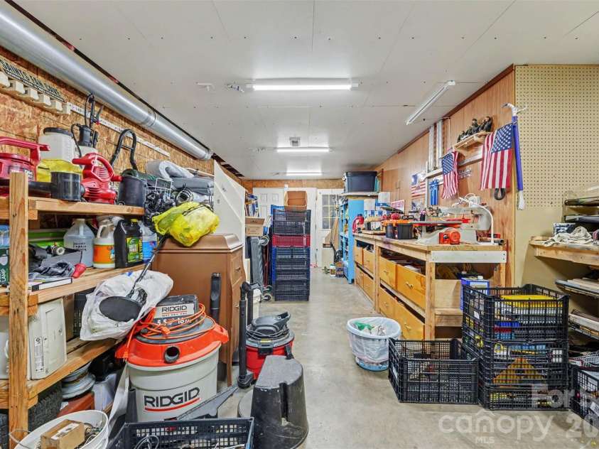 5203 Winton Street, Kannapolis, NC 28081.  MLS# CAR4408160, YatesRealty ID 40070. 