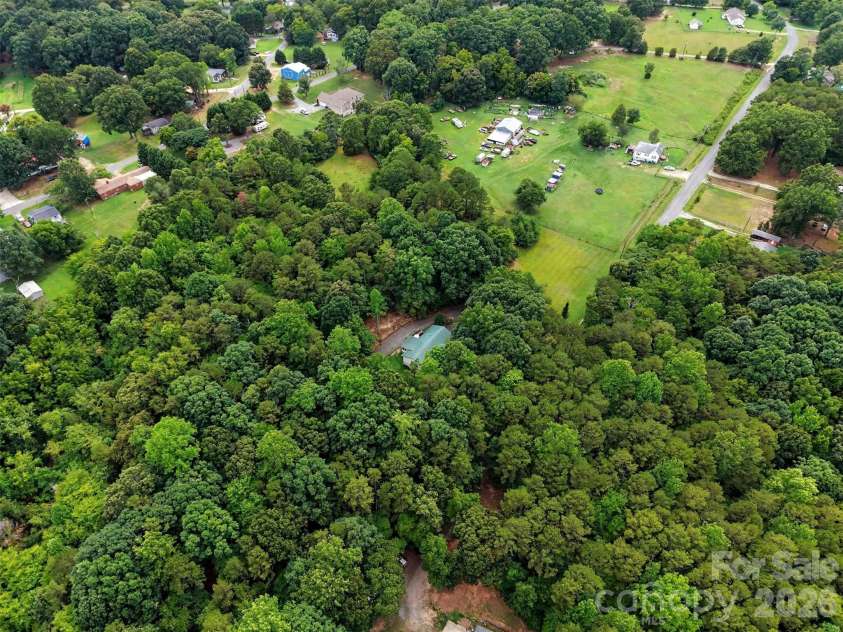 5203 Winton Street, Kannapolis, NC 28081.  MLS# CAR4408160, YatesRealty ID 40070. 
