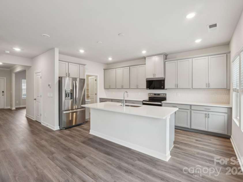 118 Heritage Valley Court, Mocksville, NC 27028.  MLS# CAR4296784, YatesRealty ID 40072. Photo is not of the actual home, but is an inspirational photo of builder’s model home and may depict options, furnishings, and/or decorator features that are not included