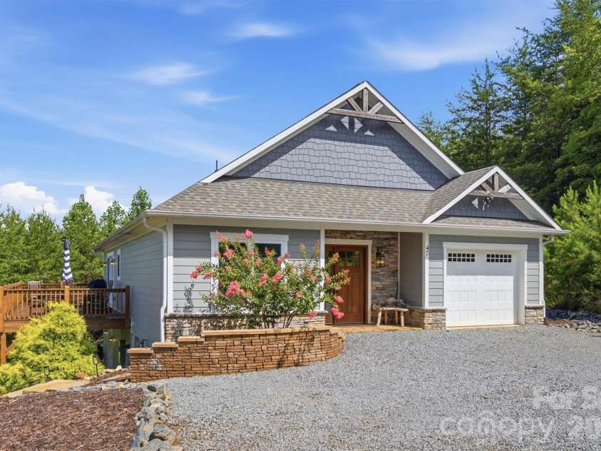 47 Pleasant Ridge Trail, Nebo, NC 28761.  MLS# CAR4405959, YatesRealty ID 40073. 