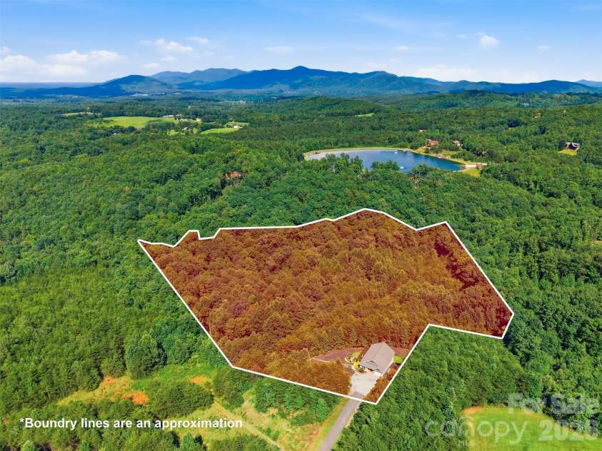 47 Pleasant Ridge Trail, Nebo, NC 28761.  MLS# CAR4405959, YatesRealty ID 40073. 