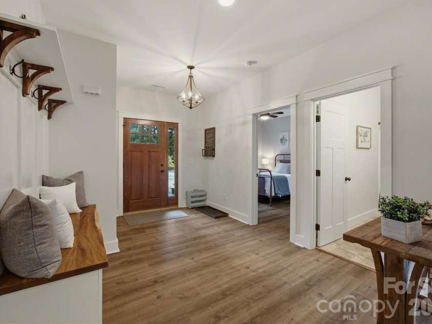 47 Pleasant Ridge Trail, Nebo, NC 28761.  MLS# CAR4405959, YatesRealty ID 40073. 