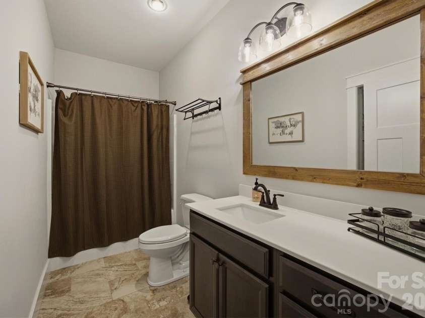 47 Pleasant Ridge Trail, Nebo, NC 28761.  MLS# CAR4405959, YatesRealty ID 40073. Guest Bathroom