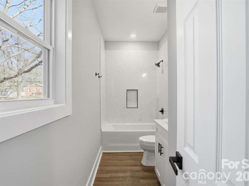 100 Boyette Drive, Albemarle, NC 28001.  MLS# CAR4408284, YatesRealty ID 40078. 