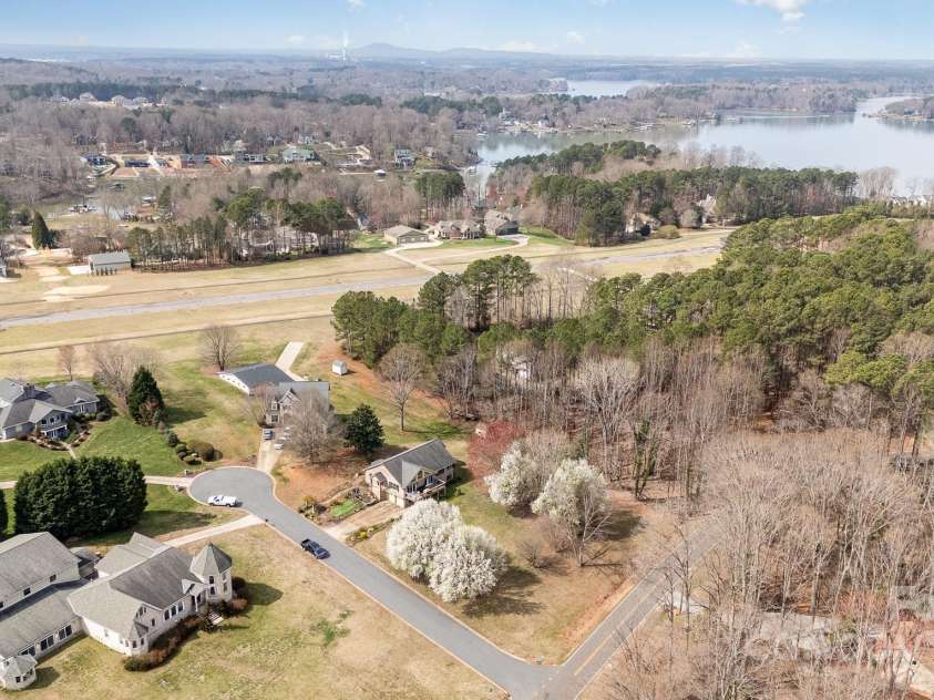 108 Outside Loop Lane, Mooresville, NC 28117.  MLS# CAR4228634, YatesRealty ID 4008. 