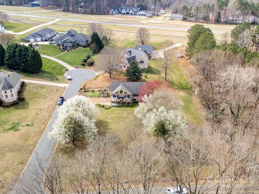 108 Outside Loop Lane, Mooresville, NC 28117.  MLS# CAR4228634, YatesRealty ID 4008. 