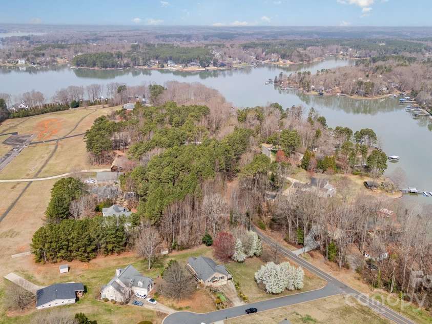 108 Outside Loop Lane, Mooresville, NC 28117.  MLS# CAR4228634, YatesRealty ID 4008. 