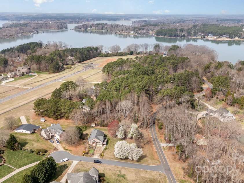 108 Outside Loop Lane, Mooresville, NC 28117.  MLS# CAR4228634, YatesRealty ID 4008. 